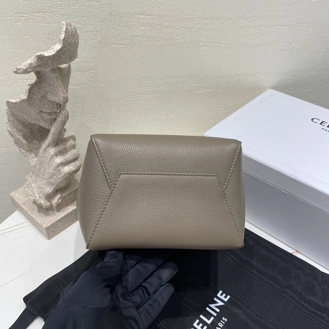 Custombag-- 189303AH4.18TP high quality version item：C-B806D2570